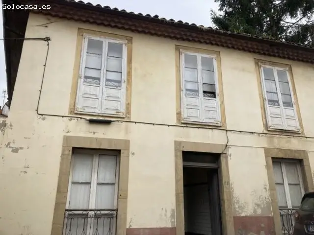 Casa 2 Plantas para Reformar con Garaje y Bodega