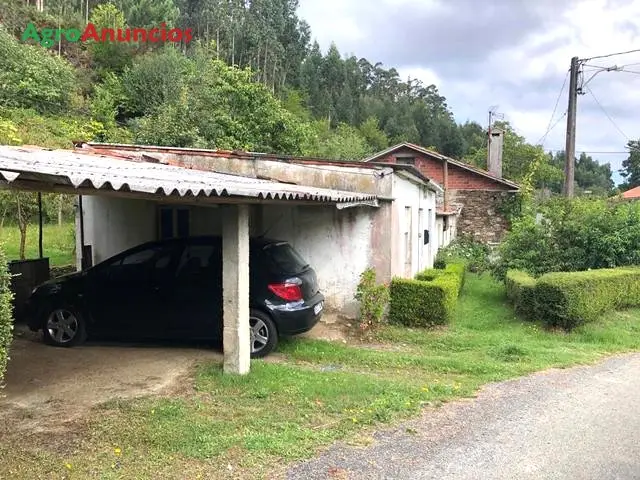 Venta  de Finca con casa de piedra cerca de playas en A Coruña