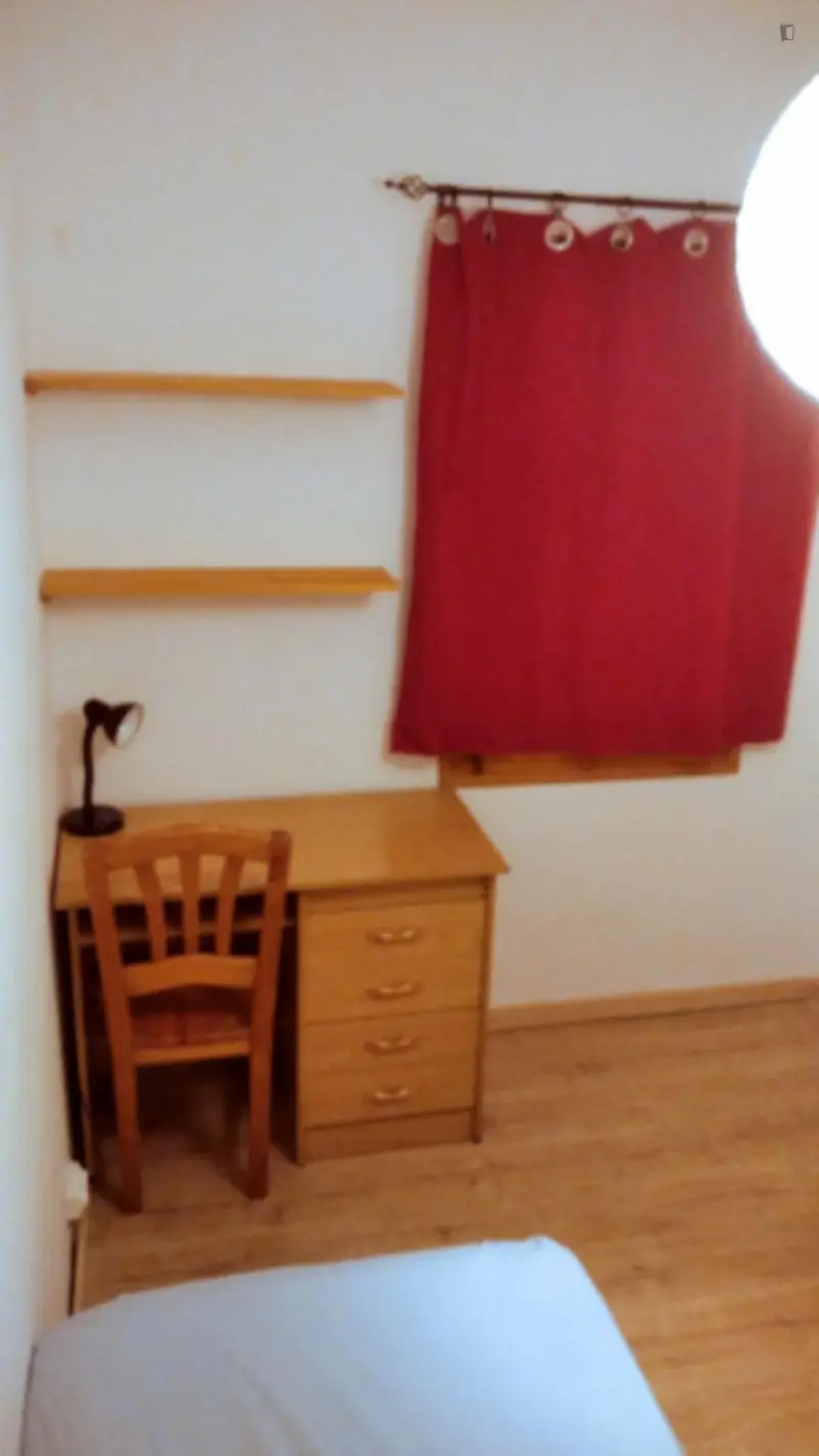Habitacion Individual Cerca Universitat Barcelona