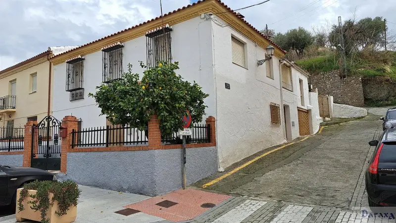 Chalet en Venta Cenes de la Vega 272m2 4 Dormitorios 2 Baños