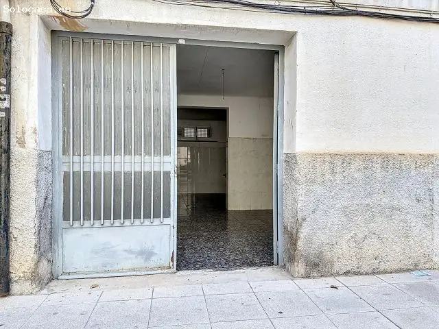 Local Diafano 52m2 Cerca del Centro de Onil