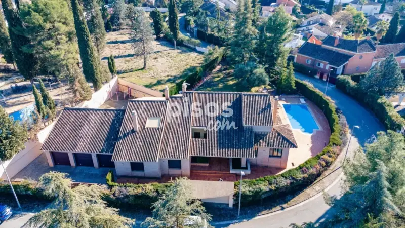 Chalet de Lujo en El Cortijo del Aire Granada