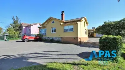 Casa en venta en Barrio de las Torcas - 6 dormitorios y 2 baños