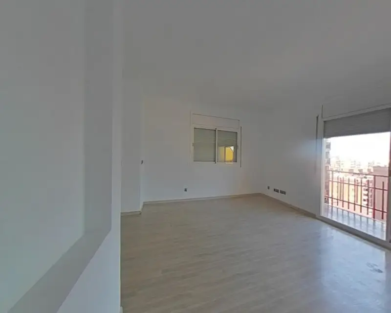 Piso 100m2 3 habitaciones Badalona