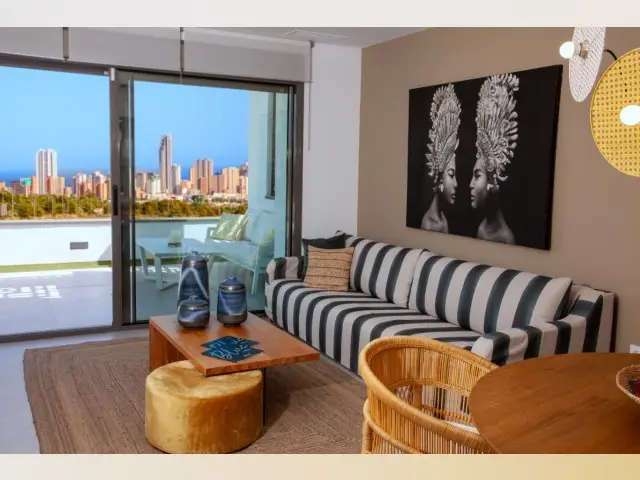 Piso de 2 Dormitorios en venta Finestrat, España
