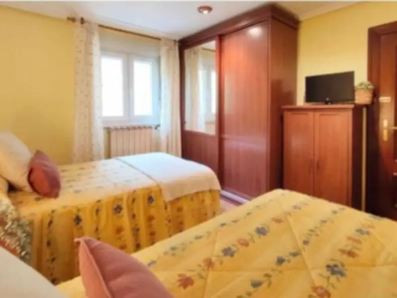 Chalet con Finca y Bosque en Asturias