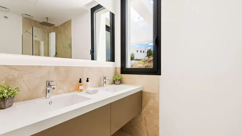Villa Moderna en Benahavis 5 Dormitorios 5 Baños Vistas al Mar