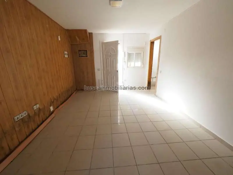 Piso en venta Terrassa para inversores 47m2 con patio
