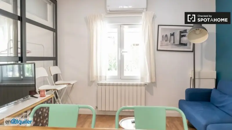 Madrid elevator apartment rental