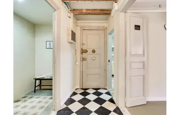 Alquiler Apartamento 4 Dormitorios Barrio Gótico Barcelona