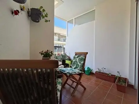 Apartamento 3 Dormitorios Almorad	
