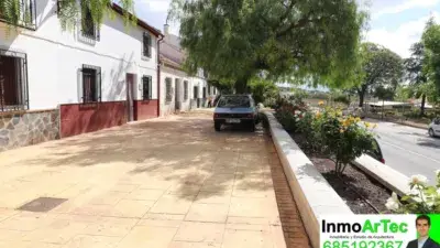 Casa en Obeilar con 5 Dormitorios Cochera y Patio