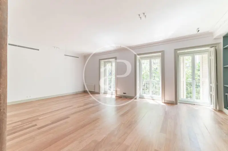 Apartamento de Lujo en Madrid  3 Dormitorios  En Suite