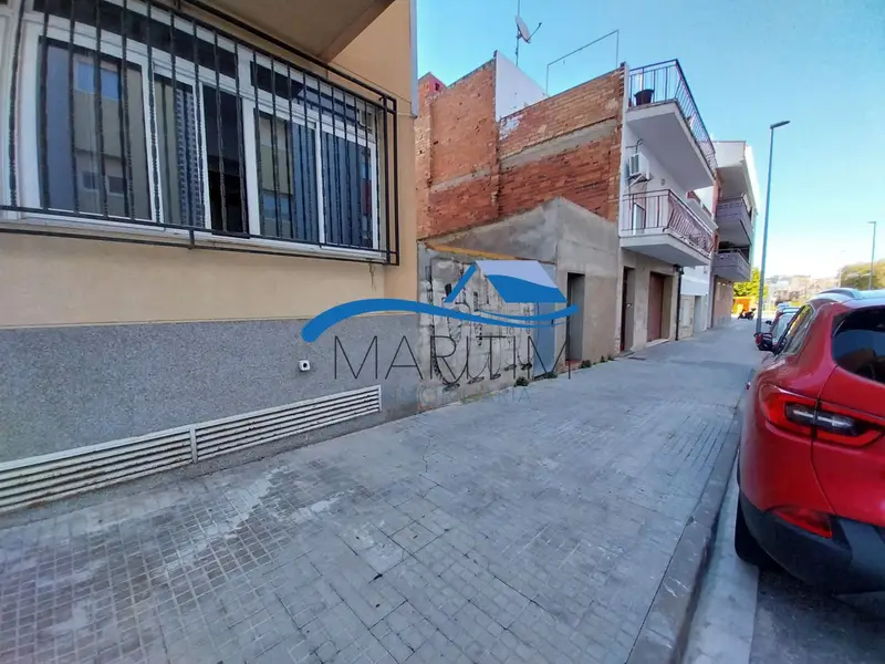 Venta Solar Centro Malgrat de Mar 78m2