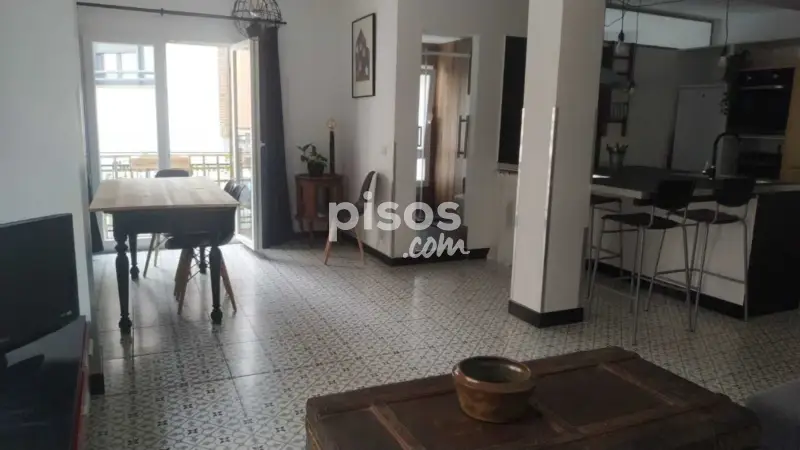 Apartamento en Alquiler Calle San Jos	76 Cerca Avenida Schultz
