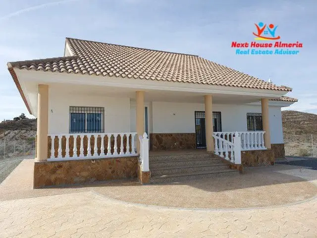 Chalet 5 Dormitorios Piscina Lorca Murcia