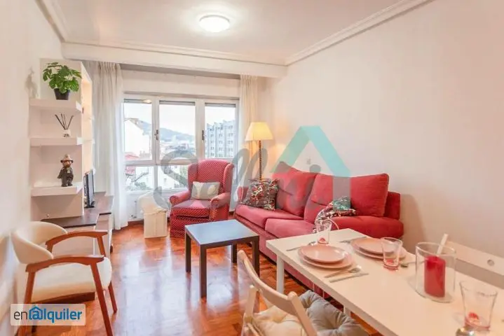 Piso en Alquiler Oviedo Santo Domingo 52m2 1 Dormitorio Cerca Casco Antiguo