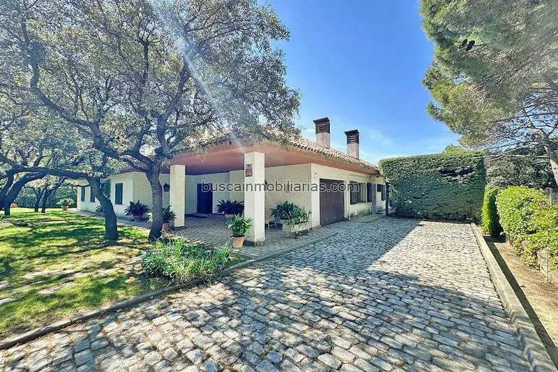 Villa en venta en Torrelodones