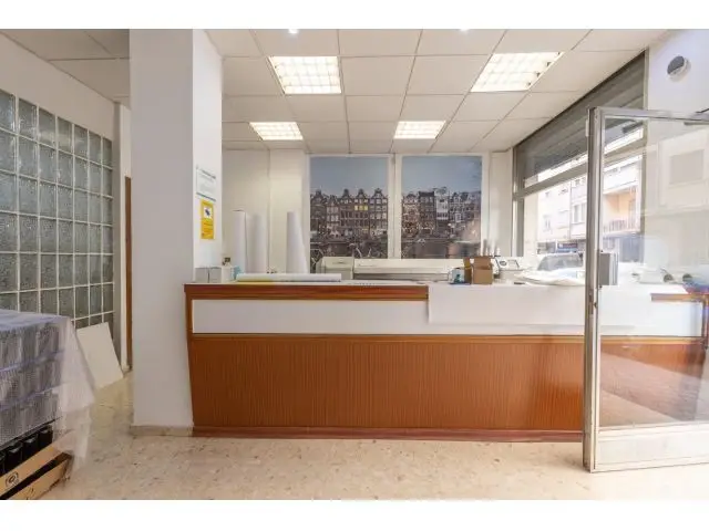 Local Comercial en Venta Arabial Imprenta 200m2