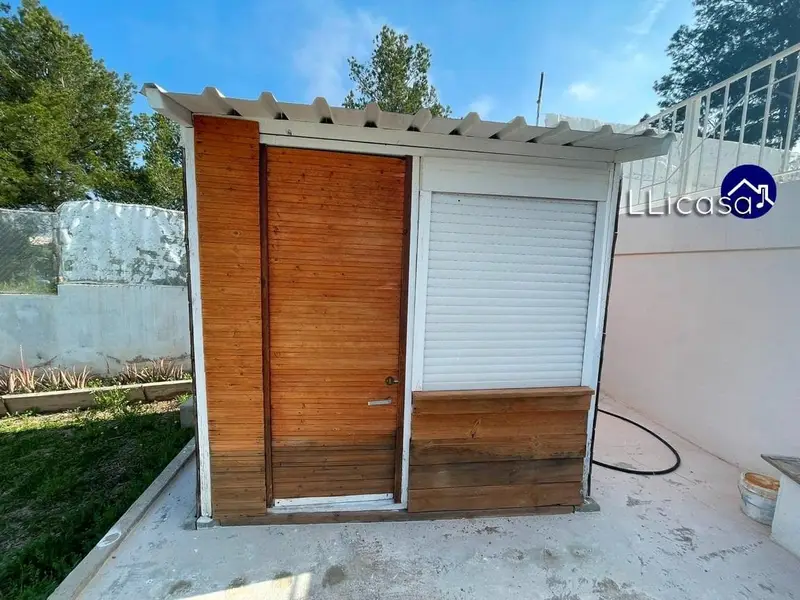 Chalet en Lliria con Piscina y Jardin 3 Habitaciones