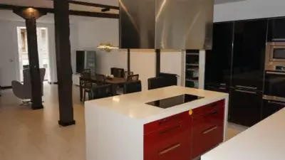Piso Reformado 225m2 Vitoria Centro 4 Dormitorios