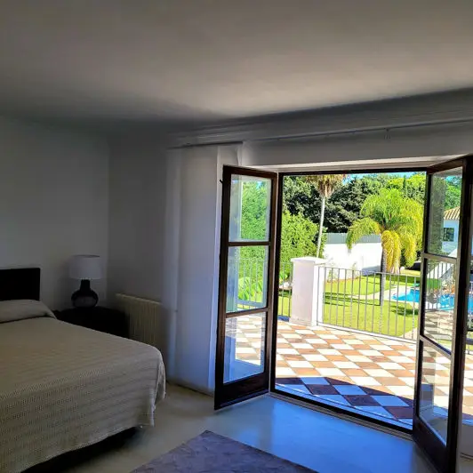 Villa de Lujo 6 Dormitorios en Guadalmina Baja Marbella