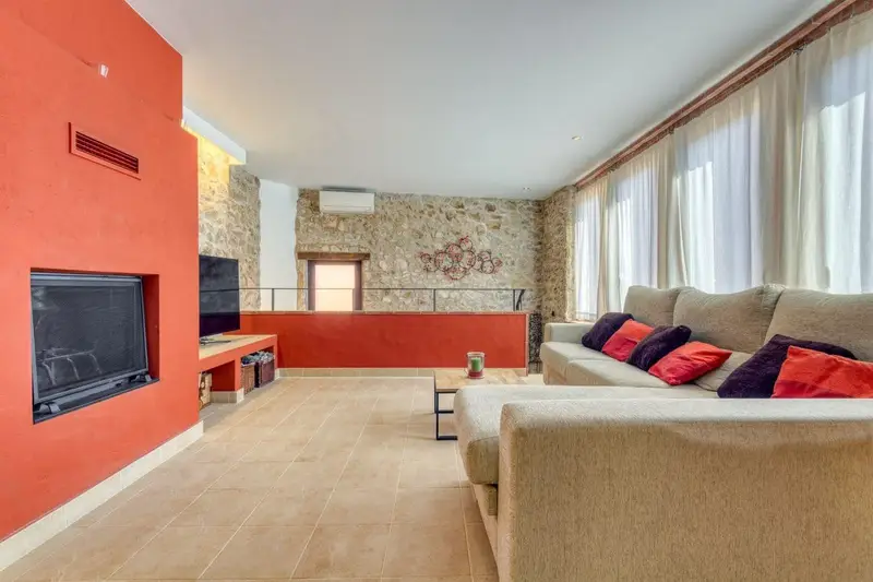 Casa Rustica en Venta en Girona