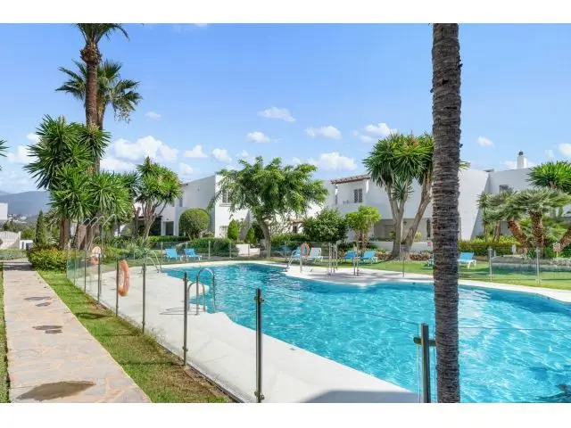 Apartamento en Venta Marbella 4 Dormitorios 2 Baños Diseño Escandinavo