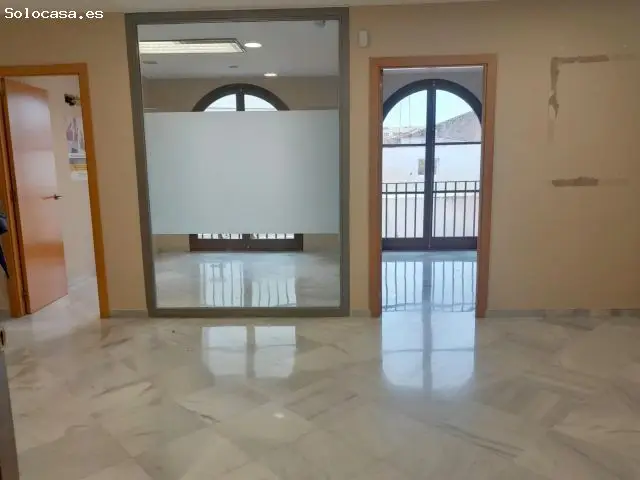 Oficina en Alquiler en Jerez Centro 180m2
