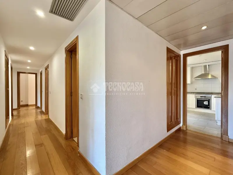 Piso en venta en Montevalle Grupo CP 4 dormitorios 3 ba	nos