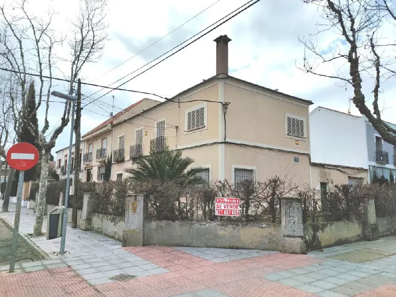Venta Adosado con terraza en Ciudad Jardín, Ciudad Real - Ref: 2679