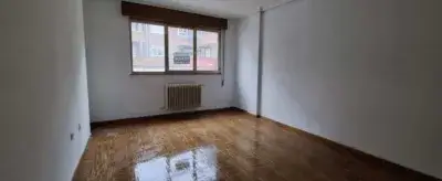 Piso 96m² para Reformar en Villablino León