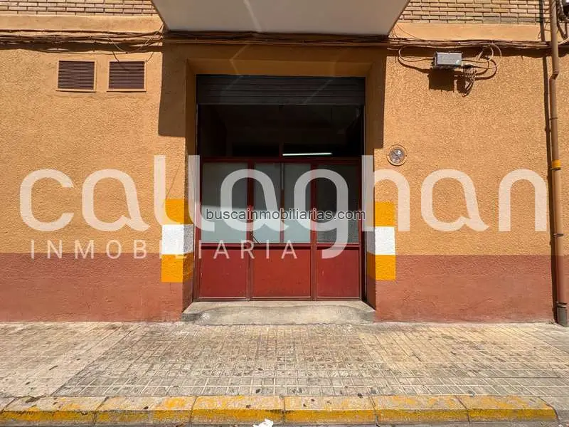Local Comercial en Venta Burjassot Cerca del Metro