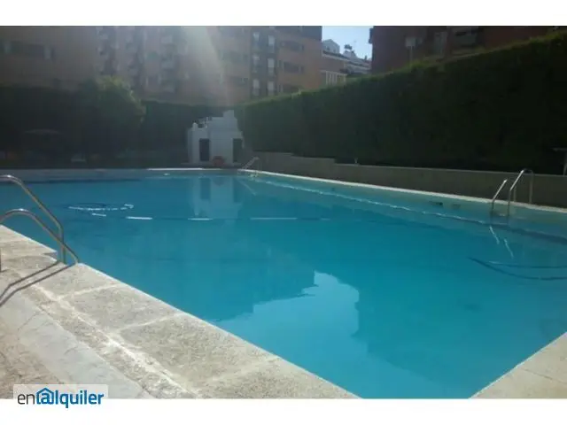 Alquiler piso amueblado San Gonzalo 4 dormitorios piscina