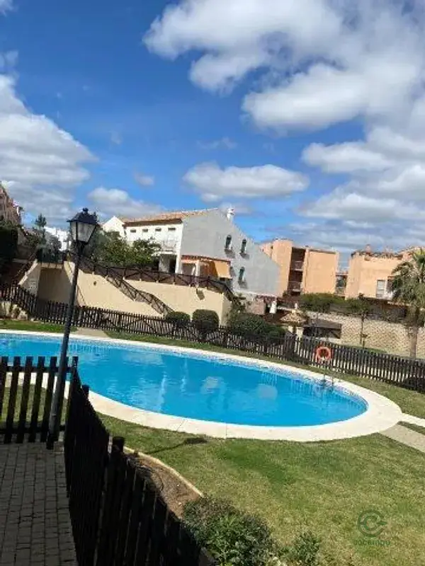 Chalet Adosado en Lepe Huelva 2 Dormitorios Piscina Jardin