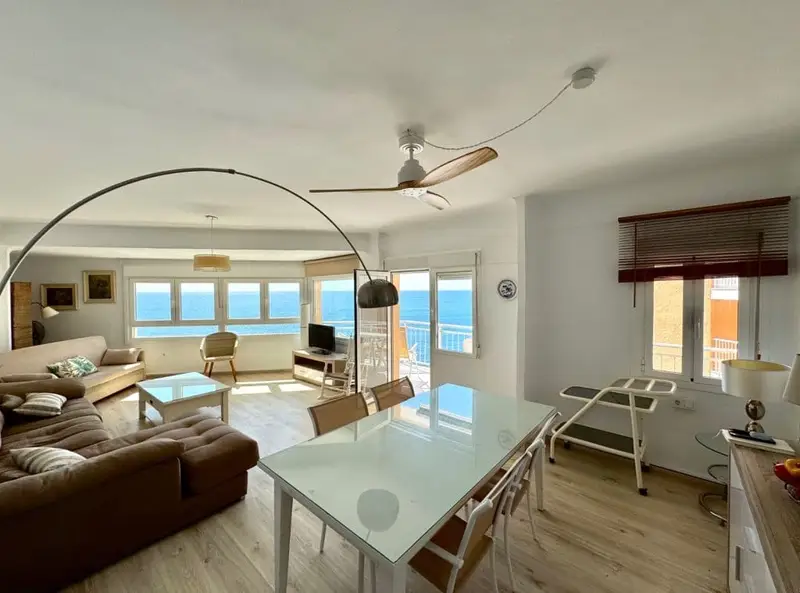Apartamento en Playa del Cura Torrevieja Primera Linea de Mar