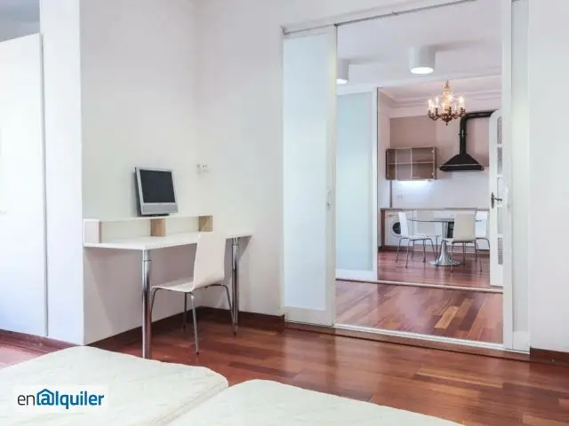 Alquiler Estudio Moderno Eixample Valencia