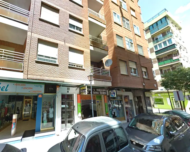 Piso 126m2 4 habitaciones 3 baños Albacete