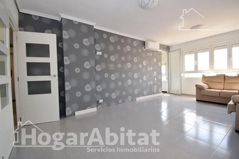 Piso amplio en Onda con garaje y trastero