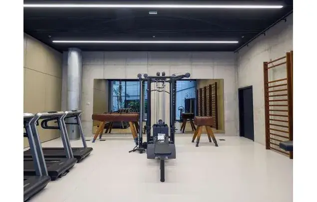 Estudio Costero en Barcelona: Balcón Playa Piscina