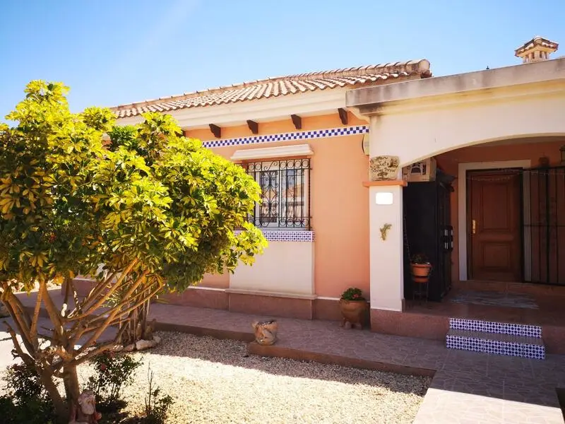 Villa en Los Montesinos 3 dormitorios 2 baños