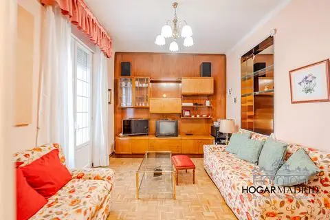 Magnífico piso clásico con vistas en Ríos Rosas