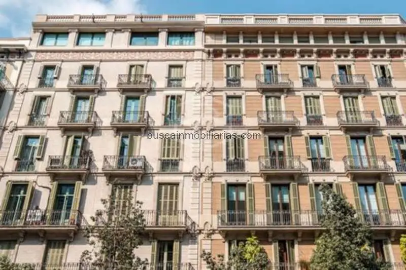 Edificio Residencial en Venta en Eixample Barcelona