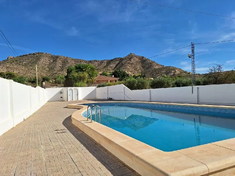 Chalet 5 habitaciones piscina Aspe