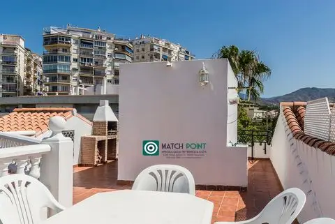 Casa-Villa de 4 Dormitorios en venta Almuñécar, España