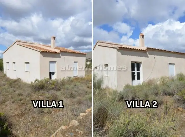 Dos Villas en Lubrin: Ideal Inversores y Familias