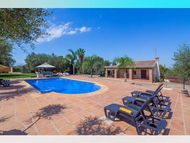 Casa Villa 2 Dormitorios Alquiler Málaga España