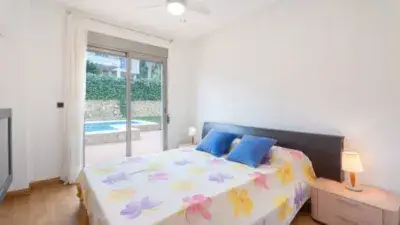 Villa Privada con Piscina y Vistas a la Montana