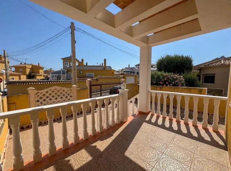 Pareado en Venta Las Filipinas Alicante Piscina Privada