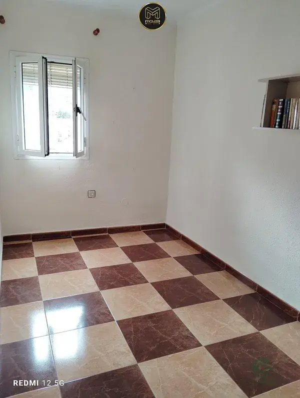 Casa en Jaén con Vistas a la Sierra y Sótano